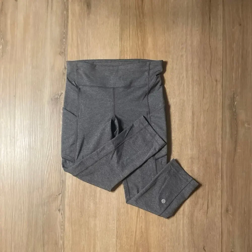 Lululemon Speed Up Crop (21